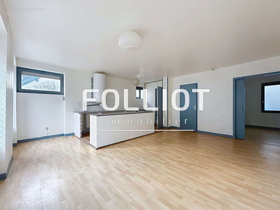 Appartement Granville 2 pièce(s) 48.1 m2 - photo 3