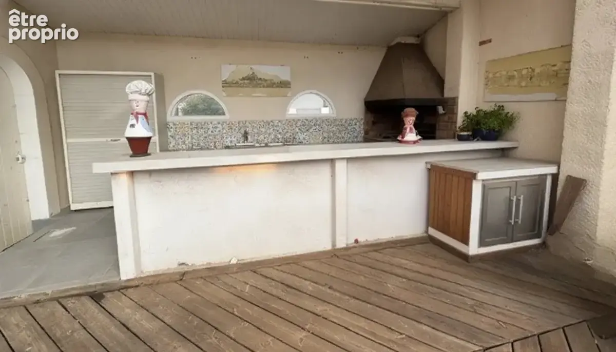 Villa t5 de 200 m² – beaux volumes et prestations de qualité - photo 7