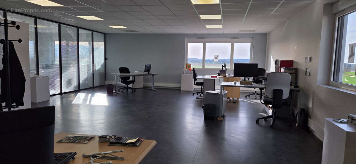 Bureaux 121m² à château-gaillard - photo 4