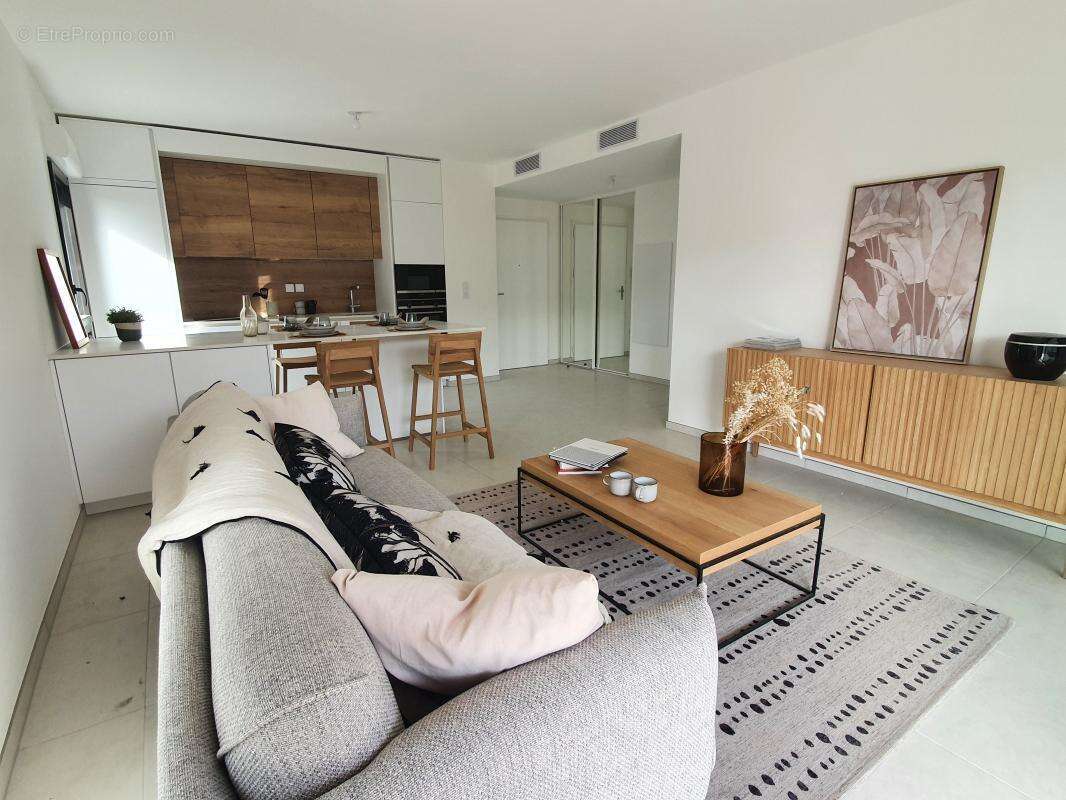Appartement à MARSEILLE-8E