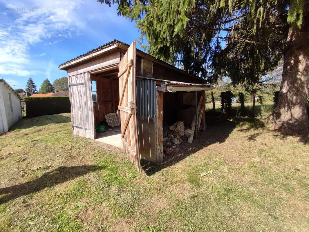 Maison à BUSSEROLLES