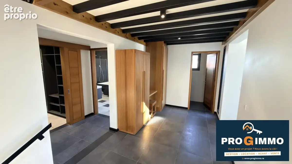 Maison 194 m² à Le Tampon  - photo 8
