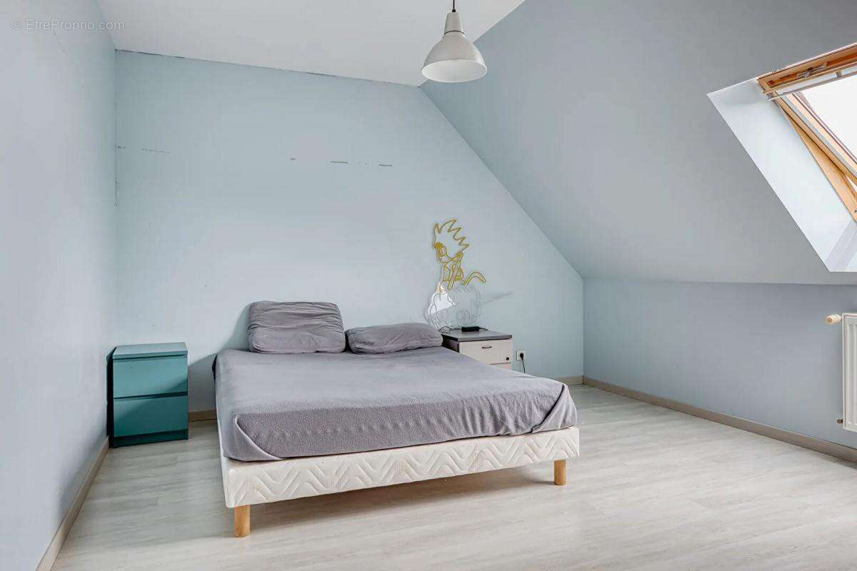 Maison à SAINT-ETIENNE-DU-ROUVRAY