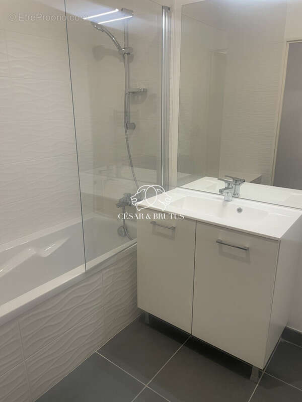 Appartement à CRAPONNE