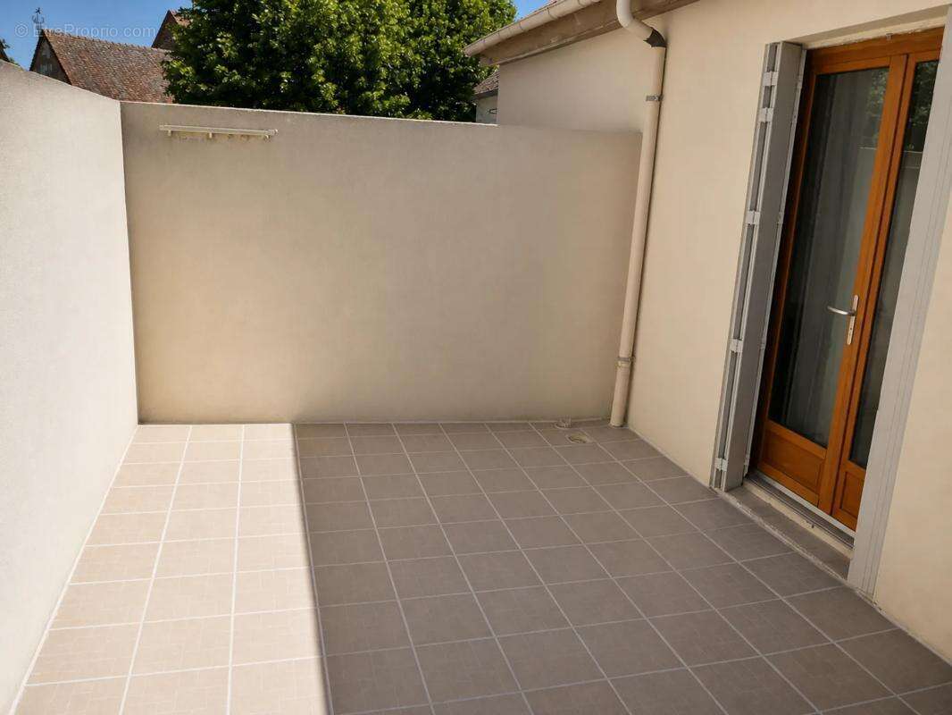Immeuble de 14 pièces de 350 m² à Beaulieu-sur-Loire - photo 21