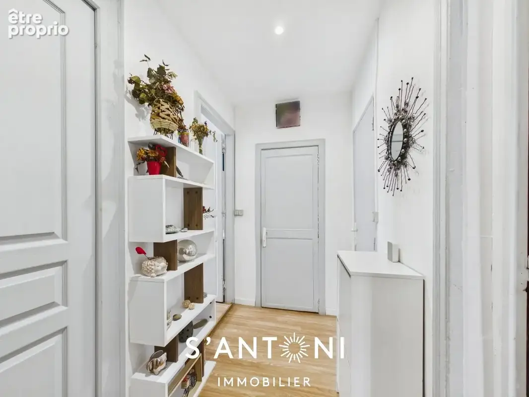 224000  - servian- investisseur 194 m2 + garage - projet de deux t3 - dpe c - photo 5