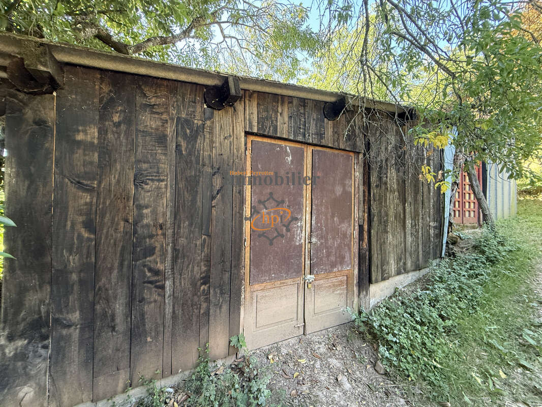 Vente Maison de loisir avec terrains et annexes Versols-et-Lapeyre - photo 7