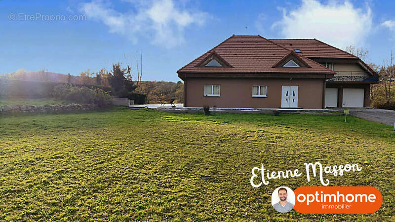 Maison à LE THILLOT