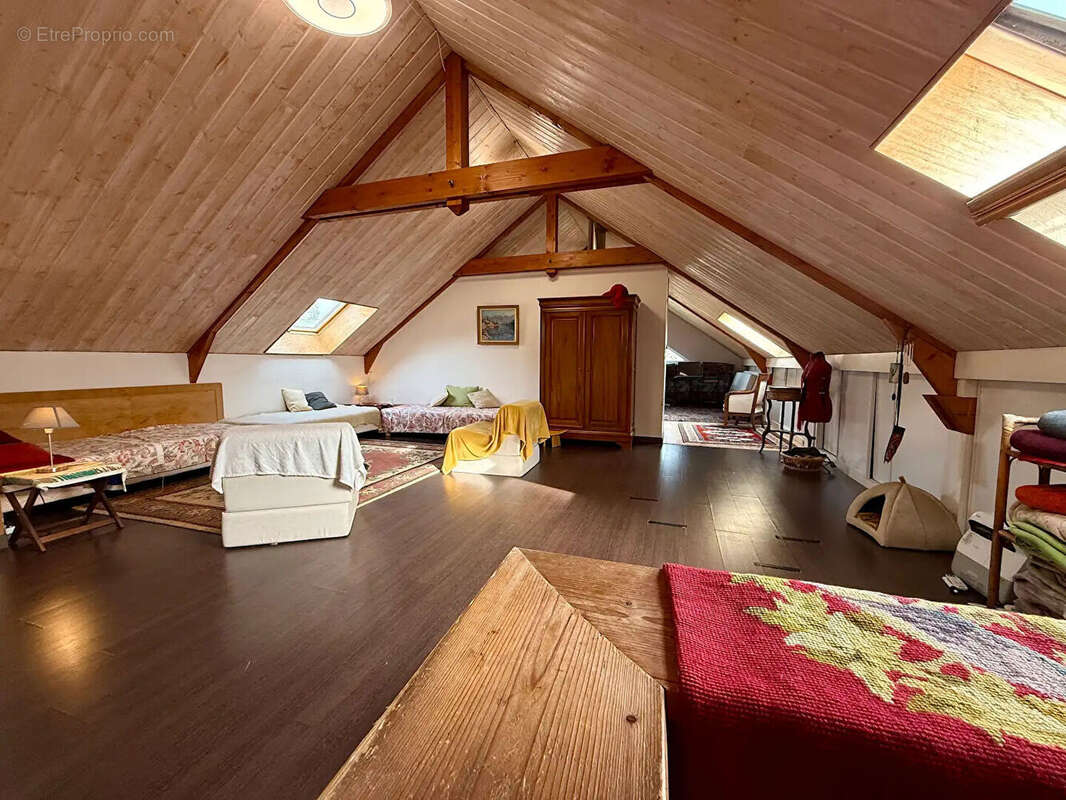 Maison à ESCHES