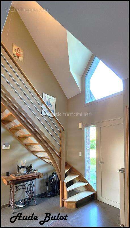 Maison à PERONNE-EN-MELANTOIS