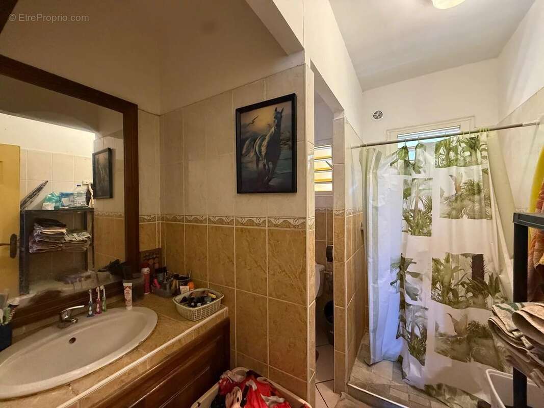 Appartement à L'ETANG-SALE