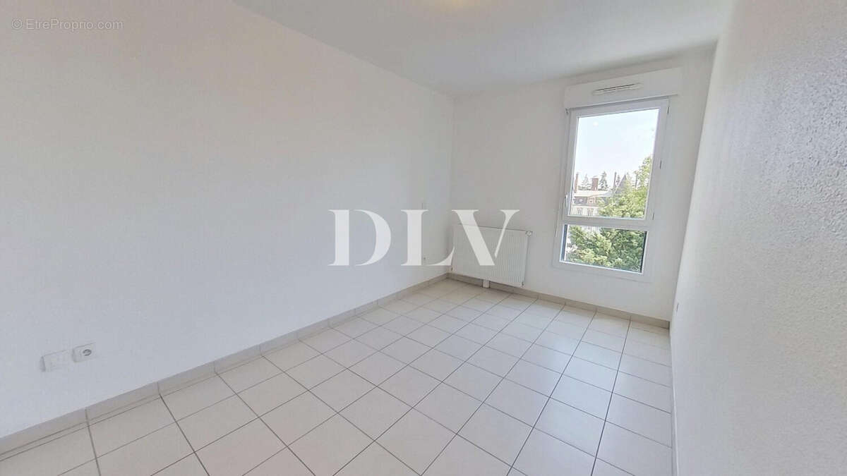 Appartement 89 m² à Avon  - photo 7