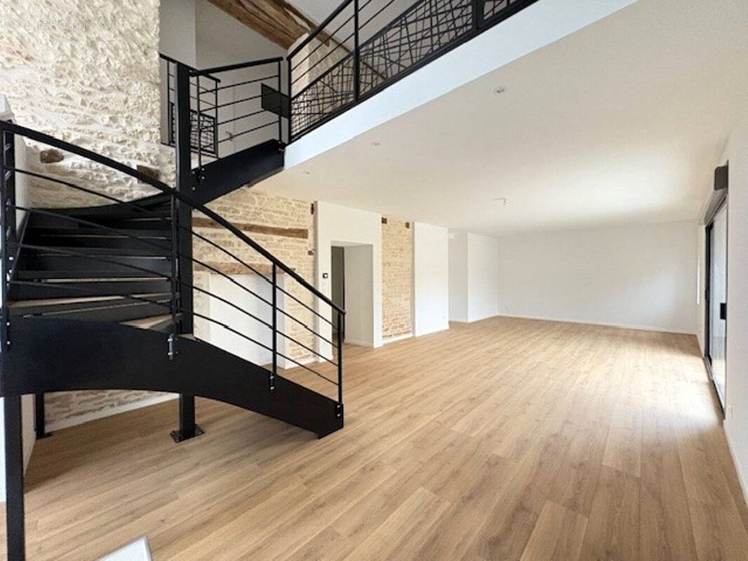 Maison à MARSANNAY-LE-BOIS