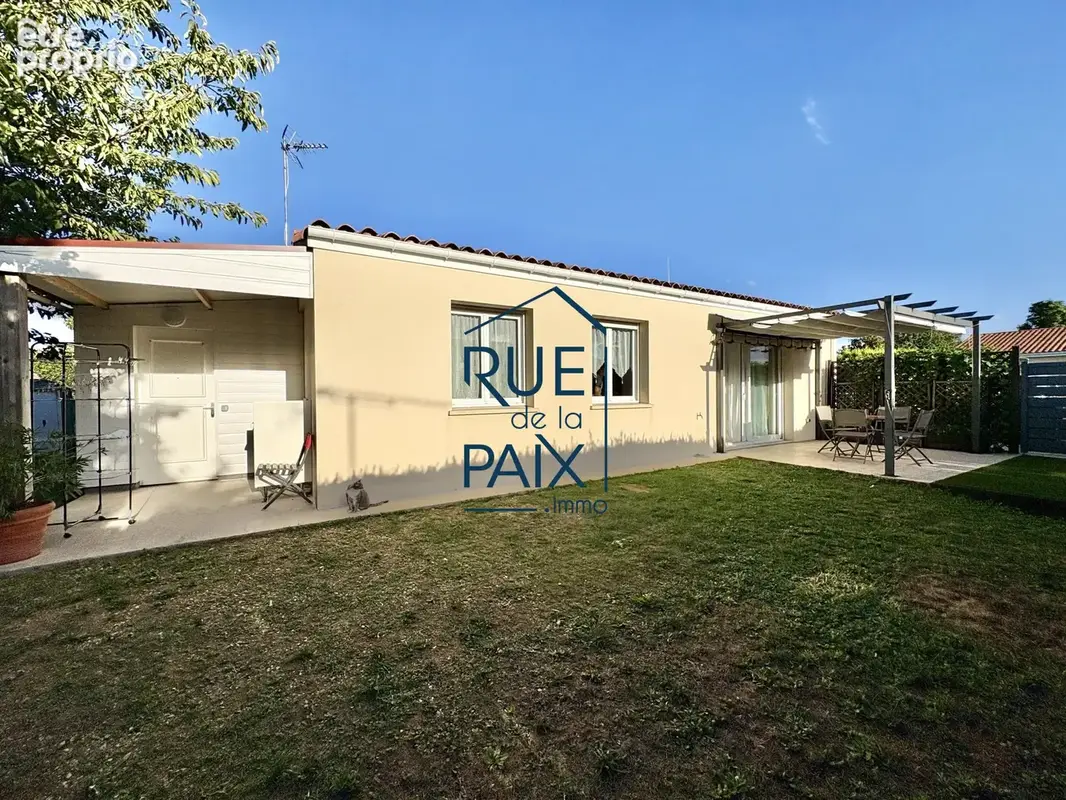 Maison à VOUILLE