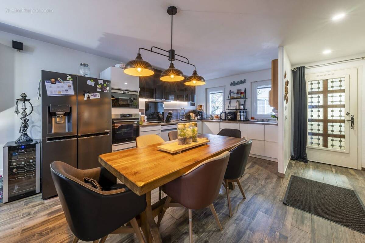 Appartement à MOISSY-CRAMAYEL