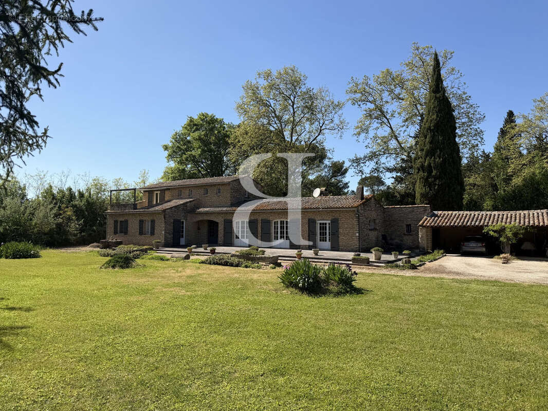 Maison à PLAN-D'ORGON