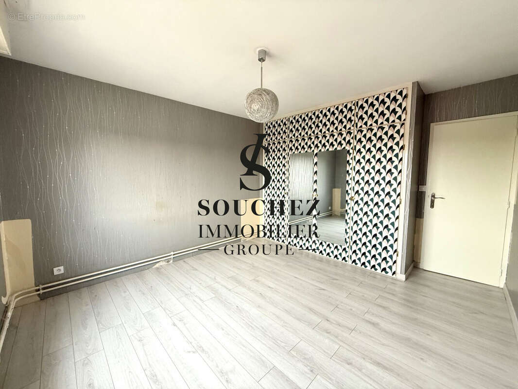 Appartement 81 m² à Lievin  - photo 6