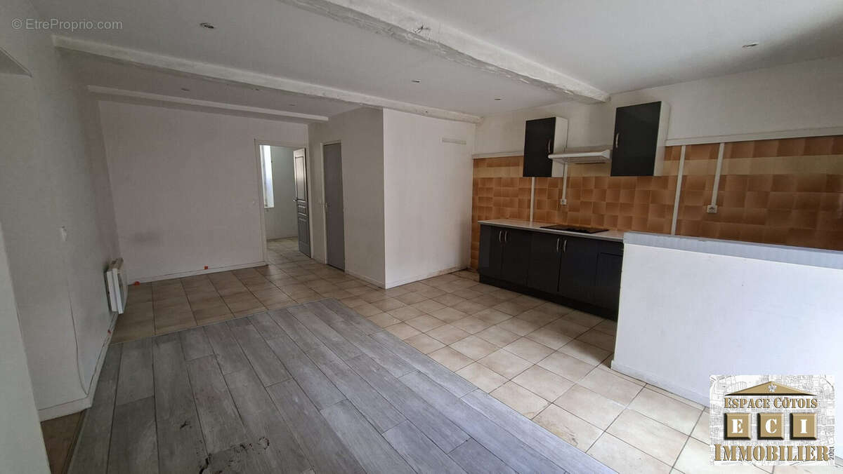 Appartement à LA COTE-SAINT-ANDRE