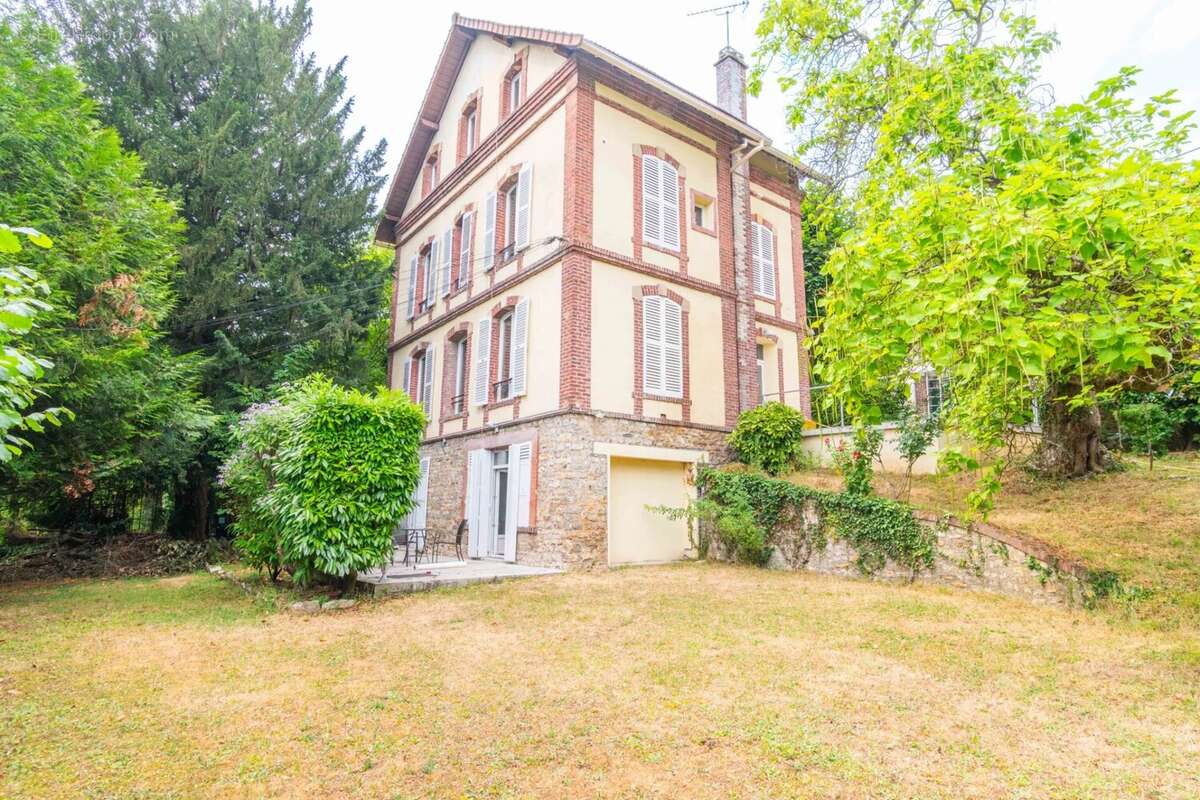 Maison 220 m² à Montmorency  - photo 11