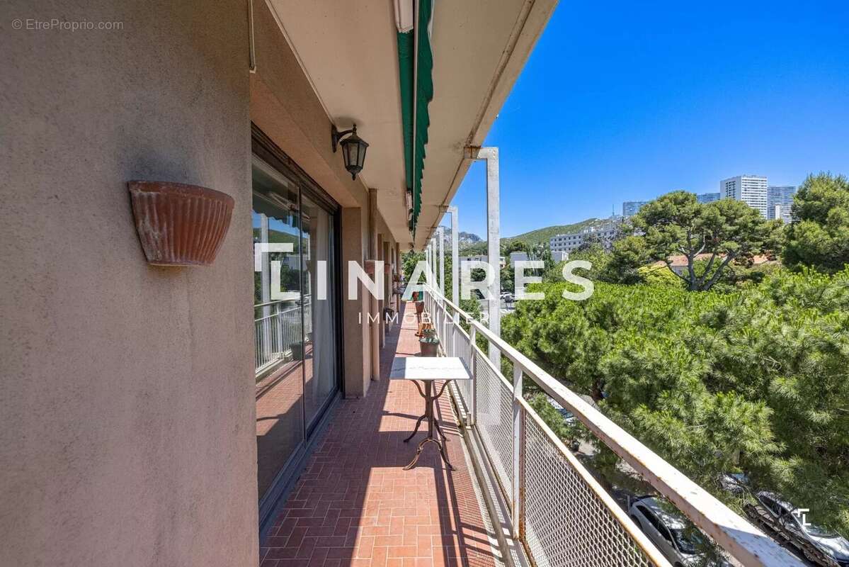 Appartement à MARSEILLE-9E