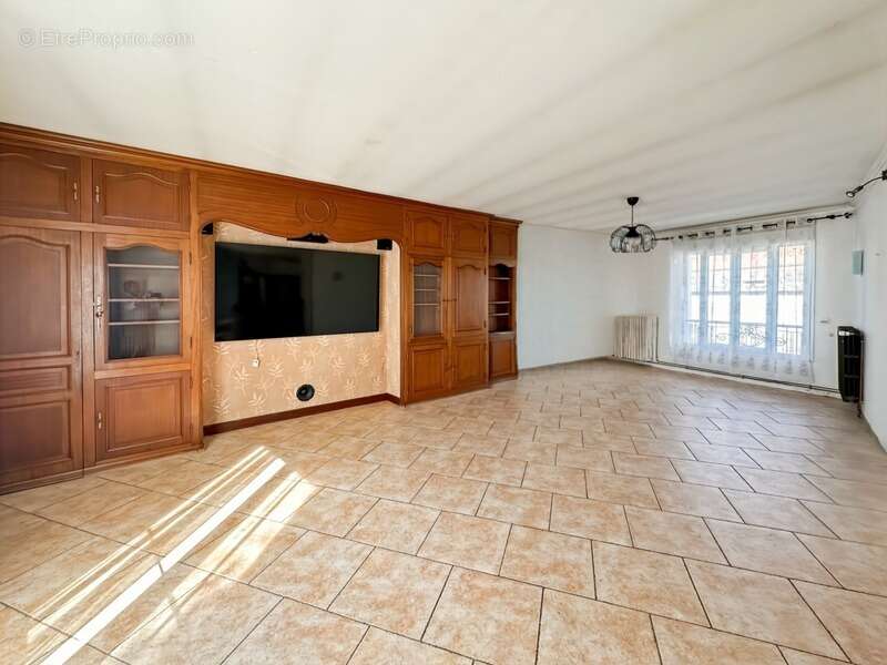 Maison à SOUPPES-SUR-LOING