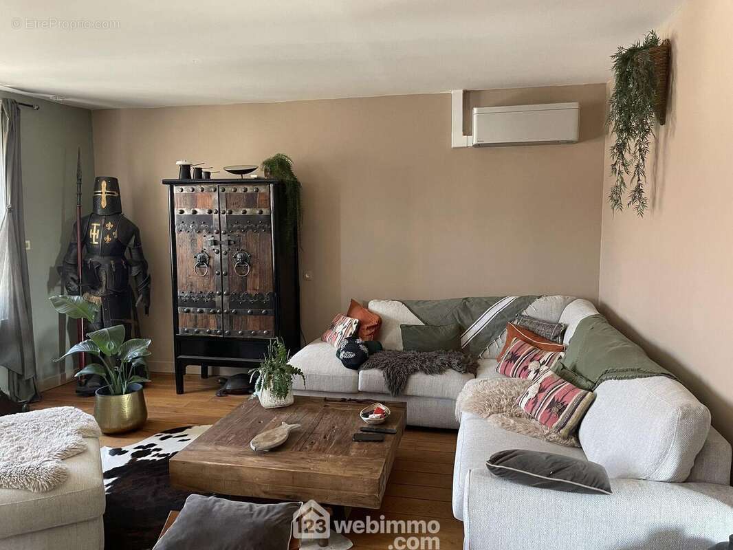 salon climatisé. - Maison à JARD-SUR-MER