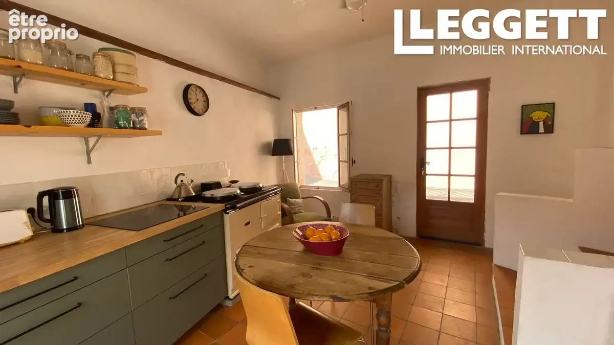 Une perle rare ! Maison de village en pierre avec une superbe piscine, des terrasses et dépendance attenante - photo 9