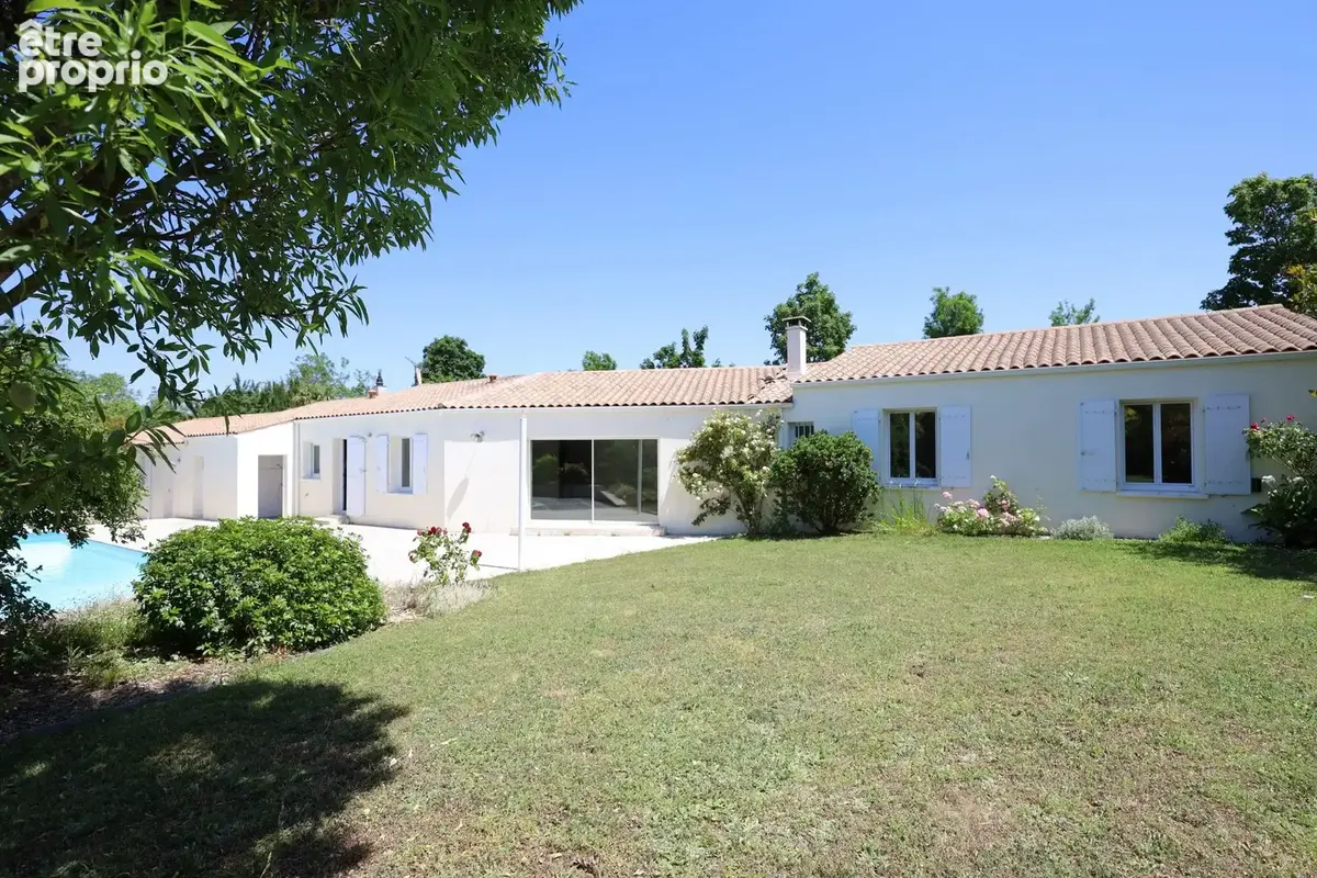 Maison 214 m² à Lagord  - photo 3