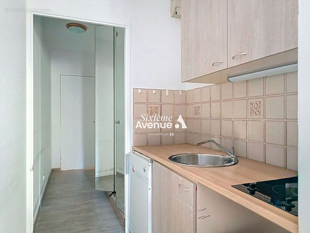 Studio de 27 m² avec une cave - RESIDENCE SENIORS - photo 3