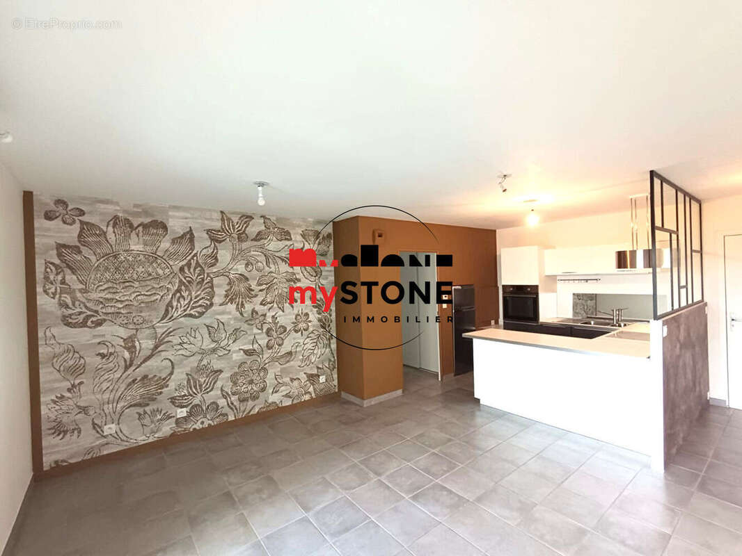 Jassans Riottier centre, T3, 66 m² , au calme - photo 8