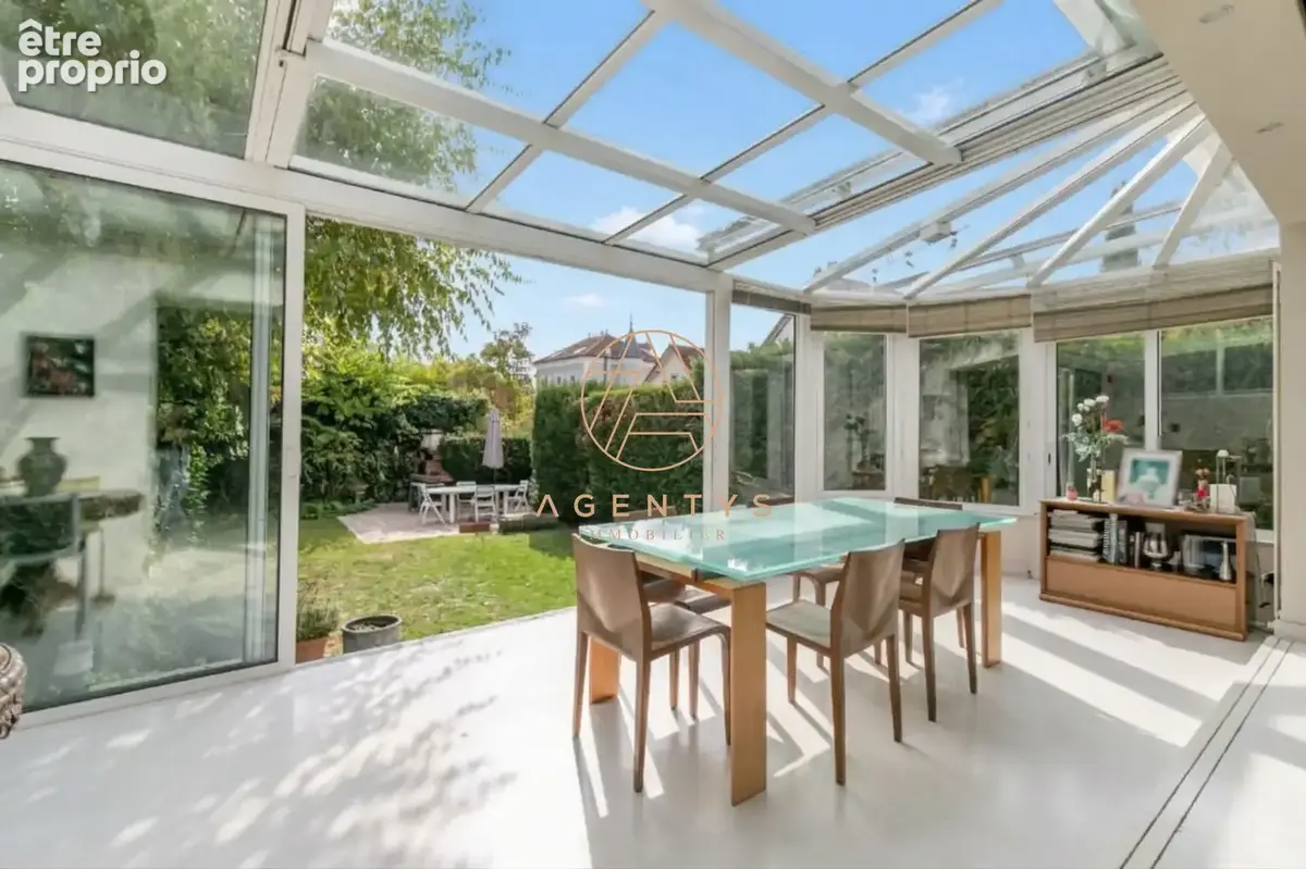 Maison 7 pièces 153 m² à vendre à Saint-Maur-Des-Fosses (94210) - photo 2
