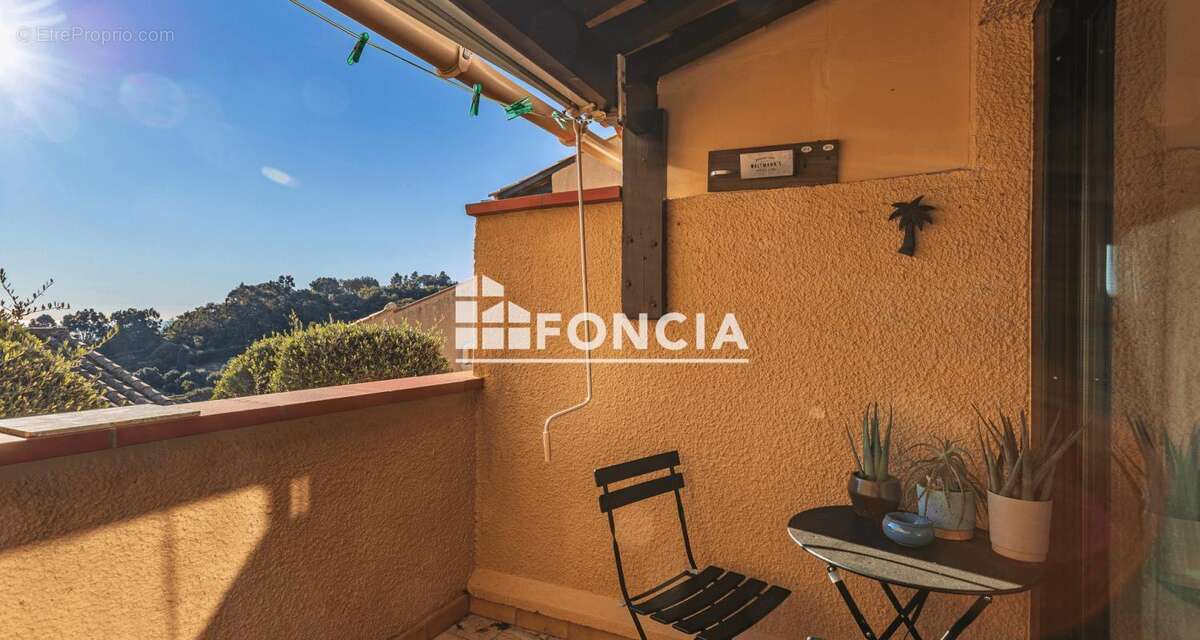 Appartement à LA CROIX-VALMER