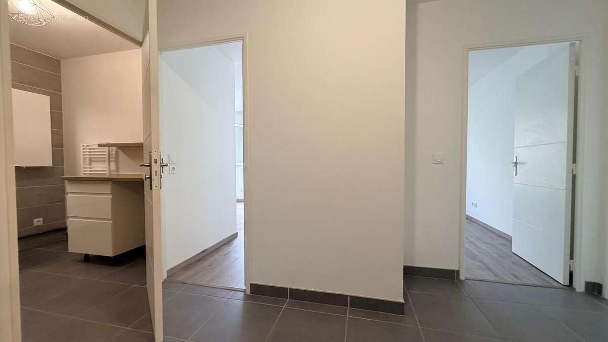 Photo 6 - Appartement à VILLEURBANNE