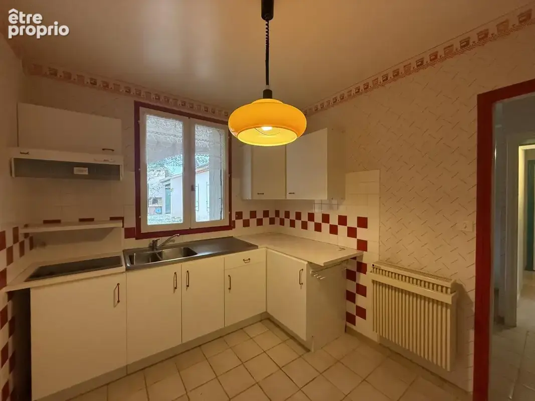 Maison 310 m² à Saint-Laurent-Du-Pape  - photo 7