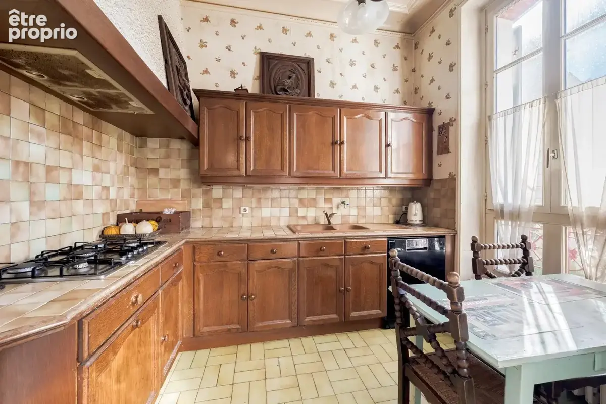 Maison 10 pièces 246 m² à vendre à Meaux (77100) - photo 2