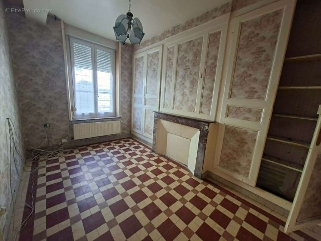 Maison à MARLE