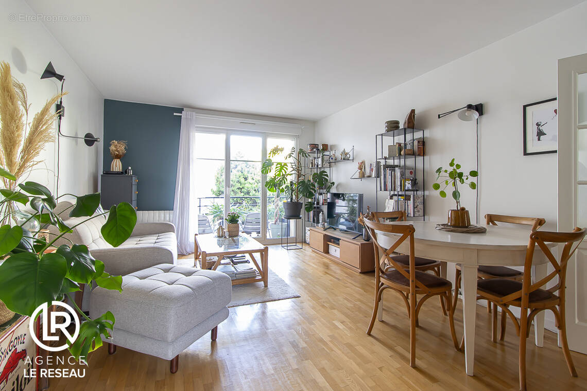 Appartement à COLOMBES