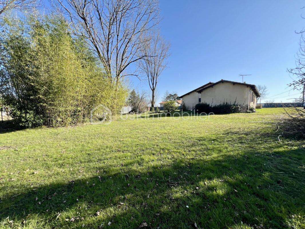 Maison à SAINT-MARTIN-DE-LAYE