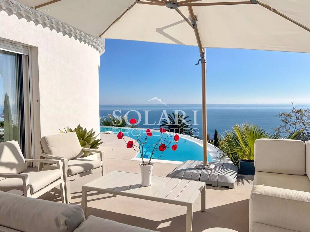 Maison à THEOULE-SUR-MER