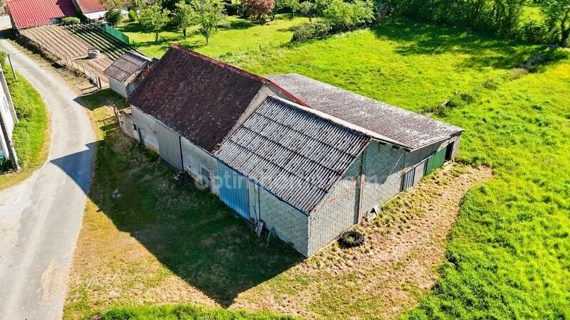 Maison à SAINT-LEGER-MAGNAZEIX
