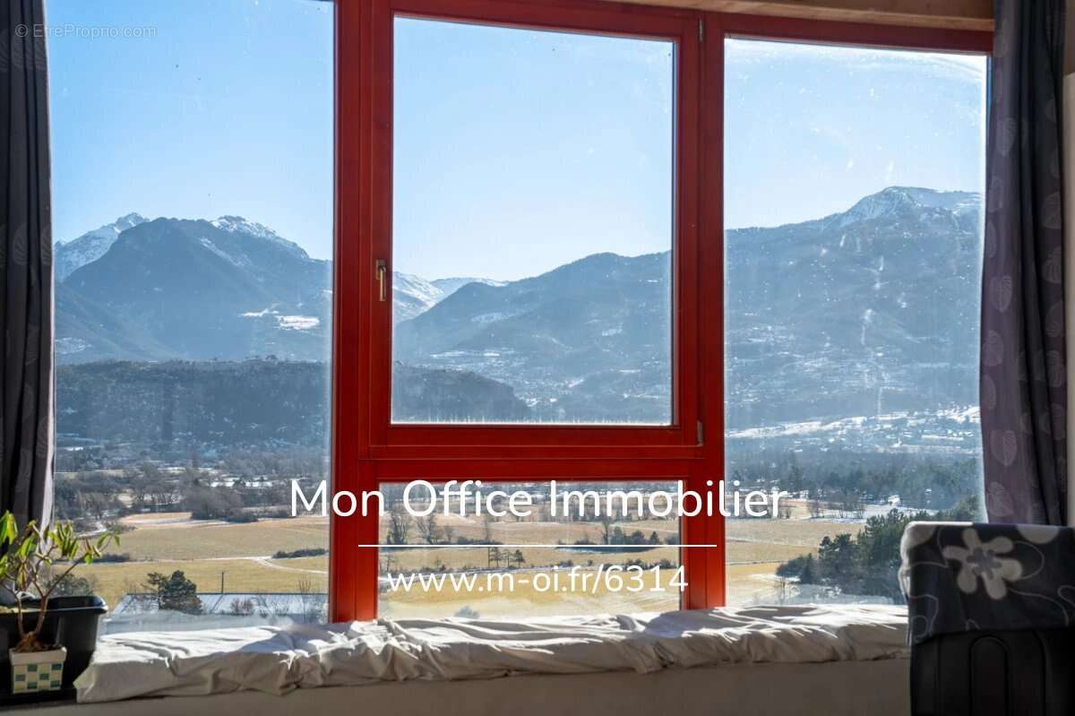 Appartement à REOTIER