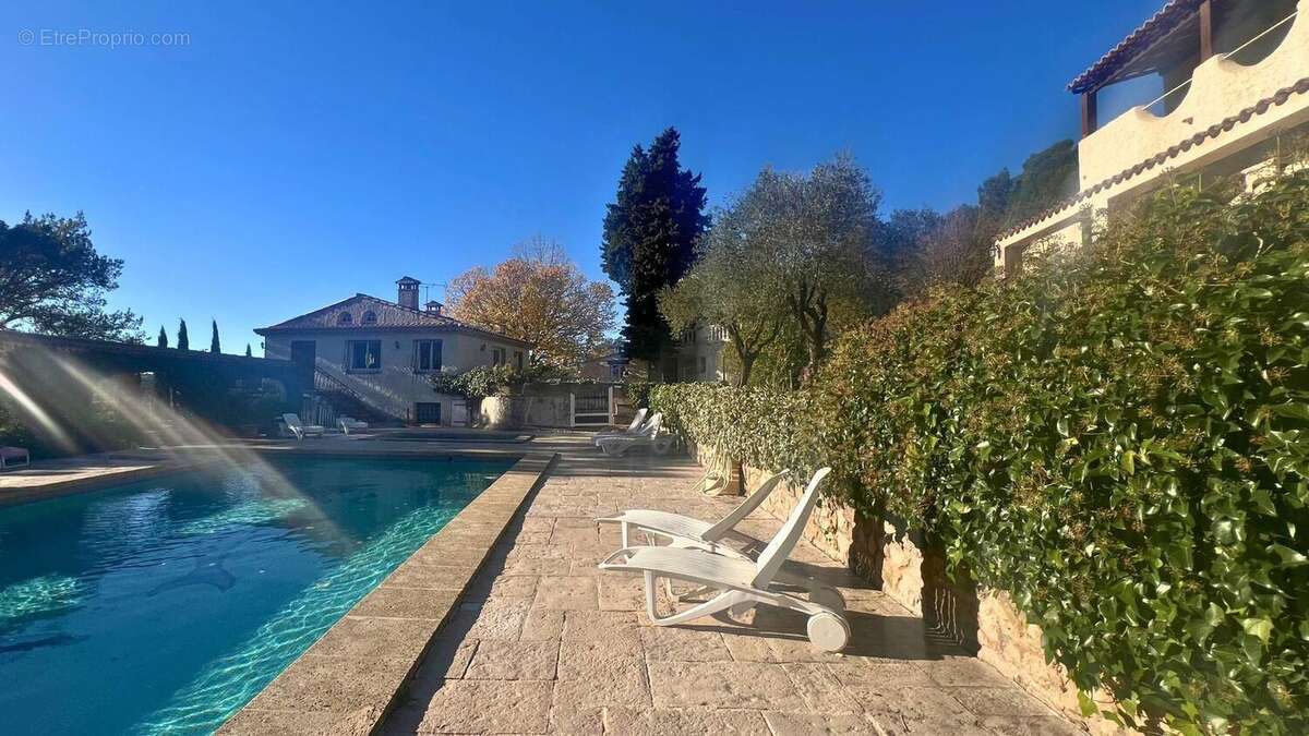 Photo 4 - Maison à BRIGNOLES