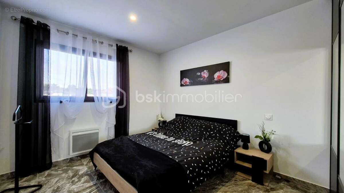 *** nouveaute- villa comtemporaine meublée- 100m²- plain pied- 3 chambres- garage- jardin- vue *** - photo 26