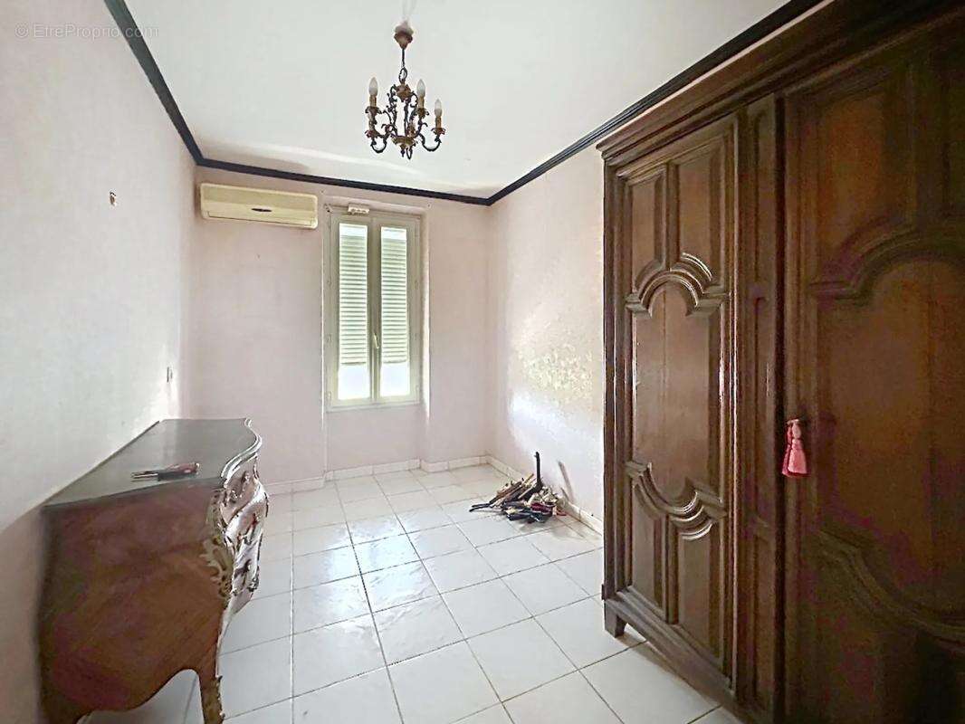 Maison à MONTEREAU-FAULT-YONNE