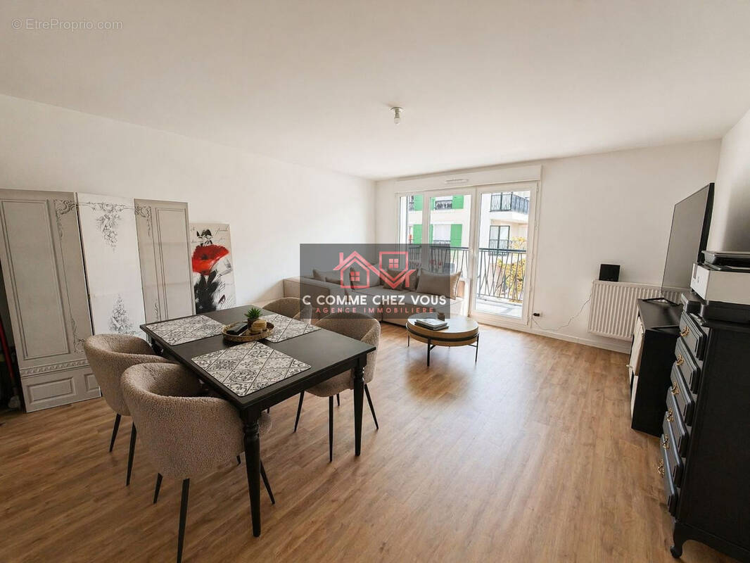 Appartement à OZOIR-LA-FERRIERE