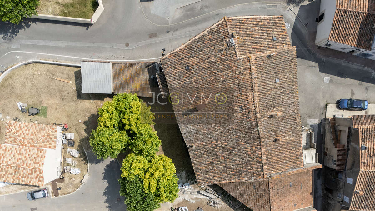 Bastide de 800m2 sur un terrain de 657m2 - photo 3