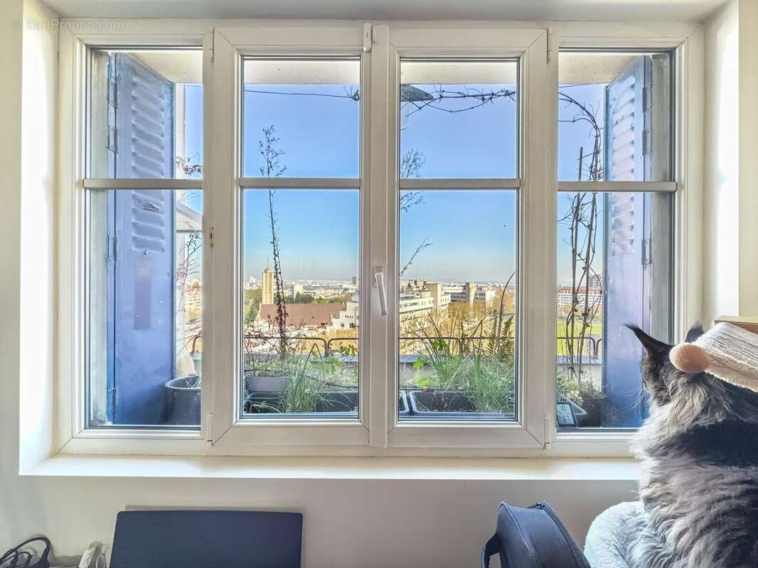 Appartement à PARIS-19E