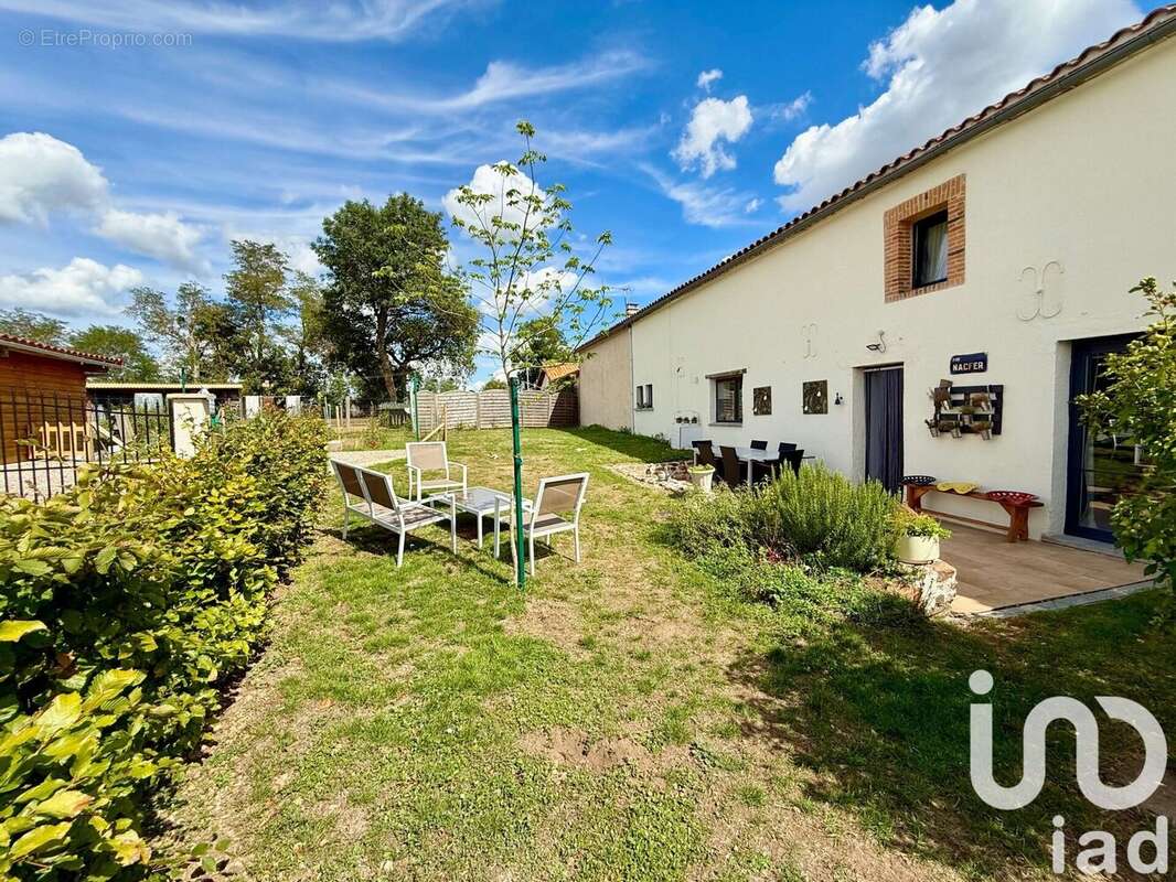 Photo 5 - Maison à AVAILLES-LIMOUZINE