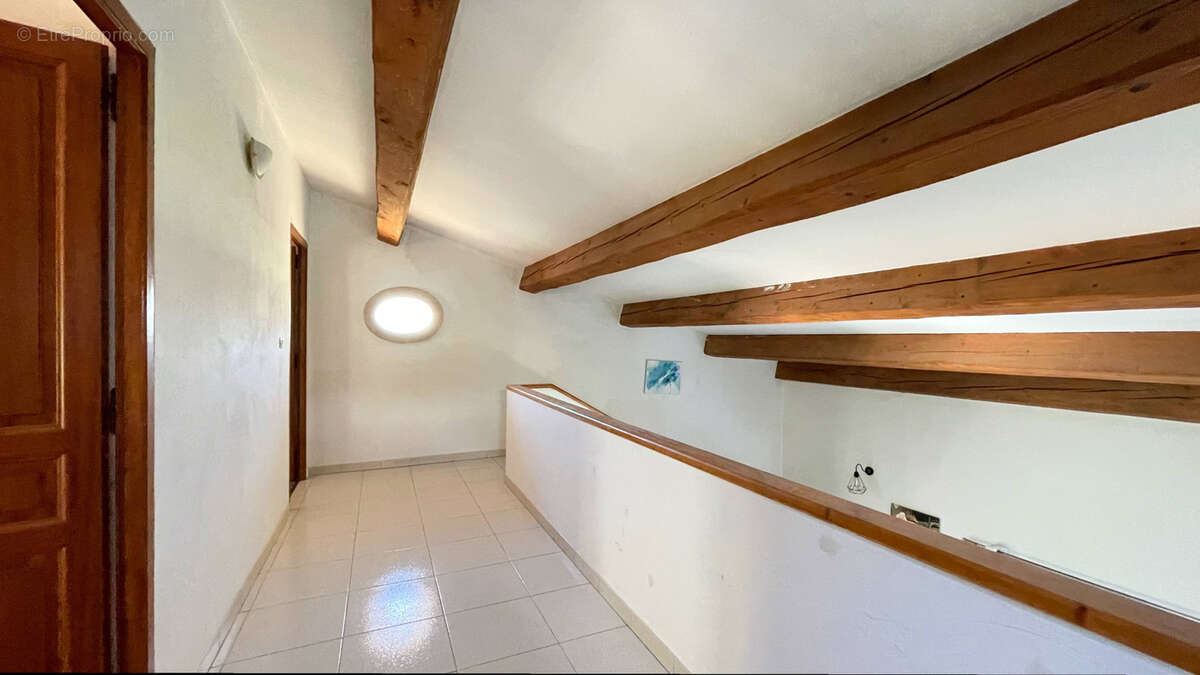Maison à UZES