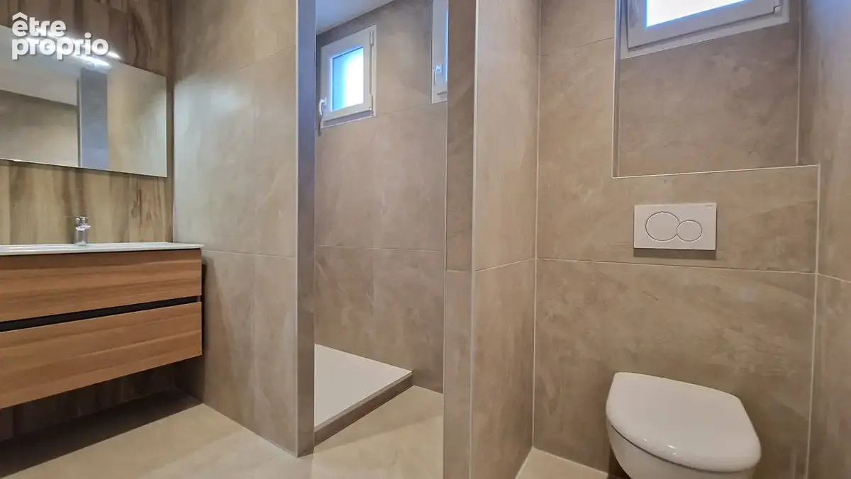 Appartement Aix Les Bains 3 pièces 62.92 m2 Rénové - photo 3